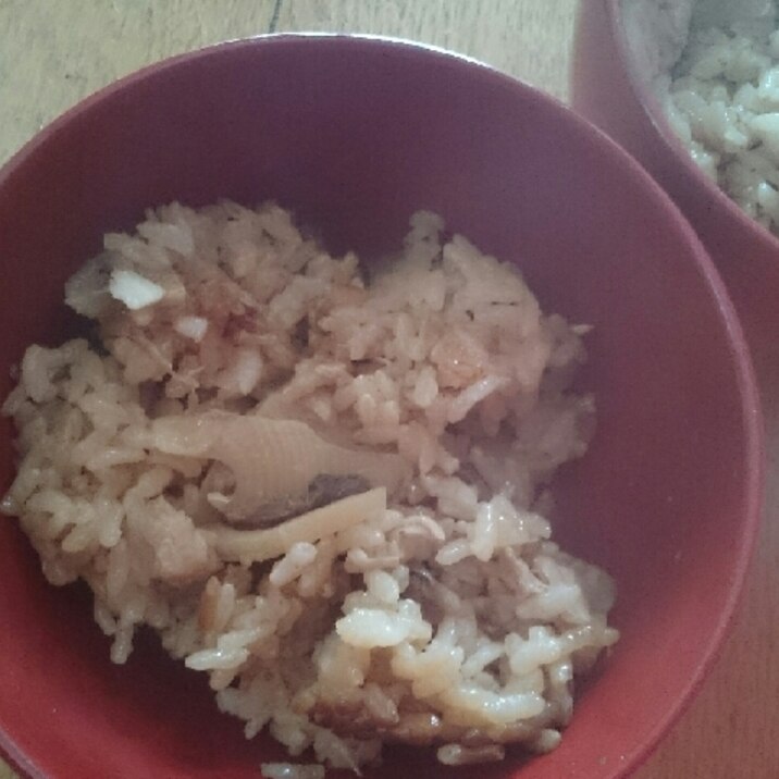 塩ふき椎茸と舞茸ささみのタケノコご飯